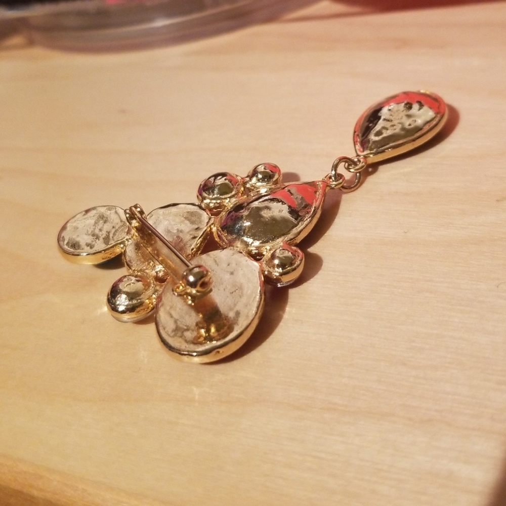 Gorgeous Rhinestone Brooch - Picture 4 of 5